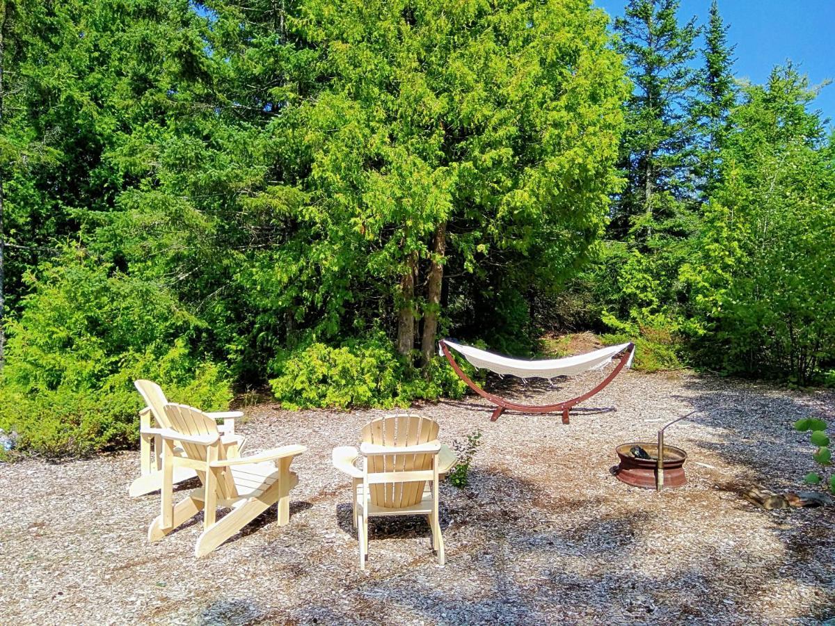 New Buddha Bing Unique Experience Cottage And Cabins Tobermory Zewnętrze zdjęcie