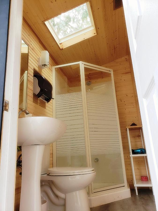 New Buddha Bing Unique Experience Cottage And Cabins Tobermory Zewnętrze zdjęcie
